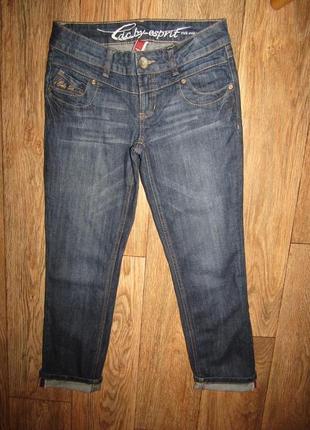 Укорочені джинси р-р 26-s бренд edc