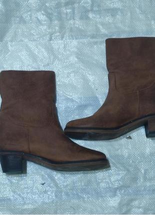 Кожаные,ботинки фирмы vera gomma.размер 39.сапоги, ботинки.4 фото