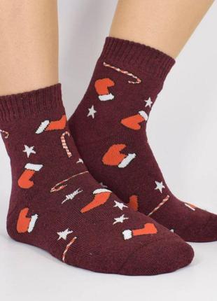 Новорічні консервовані шкарпеточки - прикольний подарунок на зимові свята8 фото