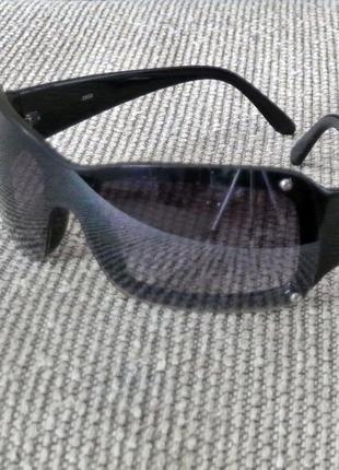 Солнцезащитные очки черные прямоугольной формы (сонцезахисні окуляри)2 фото