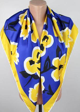 Хустка патріотична. різні види