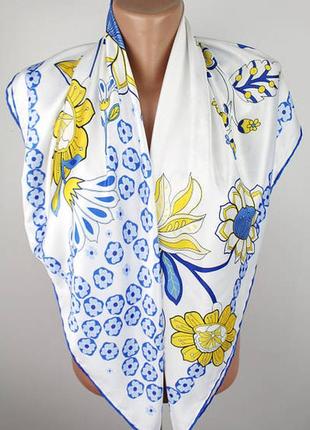 Хустка патріотична. різні види