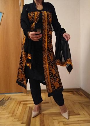 Яркий комплект, платье, штаны  и шаль, индийский наряд. размер 10-12