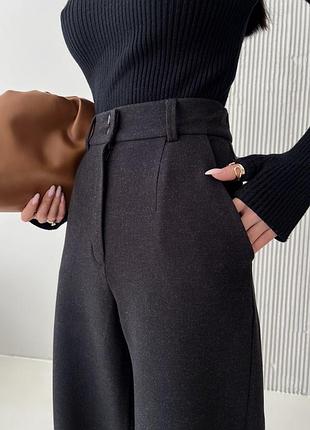 Брюки-палаццо