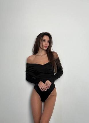 2 цвета! романтичный боди с открытыми плечами и драпировкой, черный, белый, топ,...