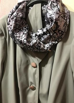 Плащик пальто с капюшоном 4