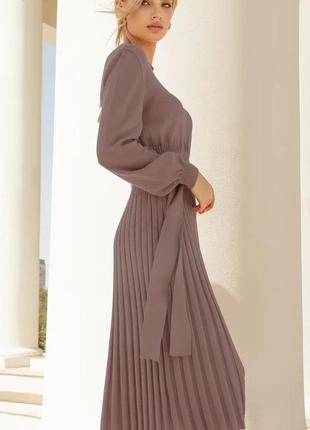 Трикотажна сукня