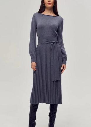 Трикотажна сукня