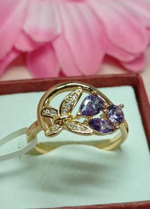 Шикарная кольца бабочка с фиолетовыми фианитами и белыми цирконами.размер 18.позолота.3 фото