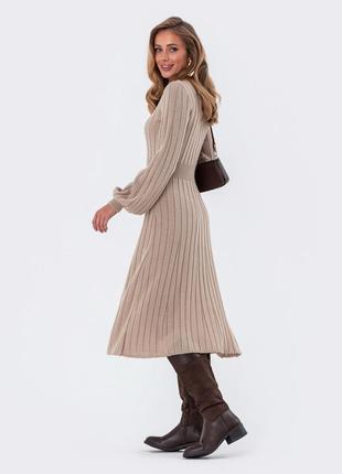 Полушерстяное теплое вязаное повседневное платье-клеш3 фото
