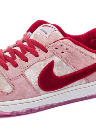 Мужские кроссовки nike sb dunk low х strangelove skateboards3 фото