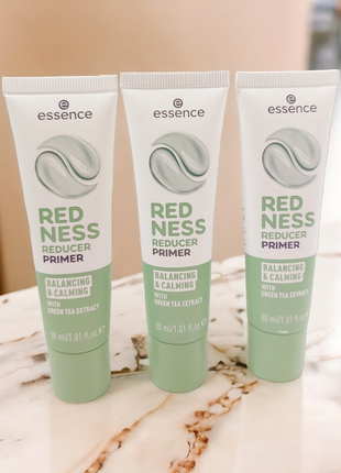 Праймер для обличчя essence redness reducer primer з ефектом проти почервоніння шкіри, 30 мл