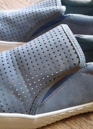 Мокасини р40, пишноти