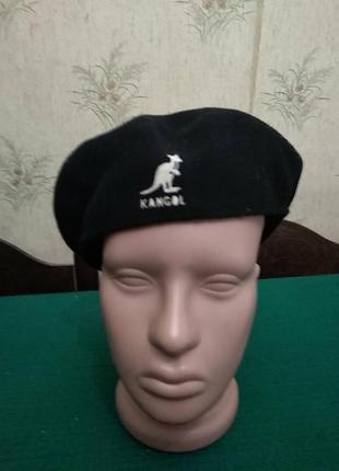 Фуражка,кепка, берет Levis