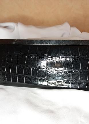 Кошелек черный с лаком под рептилию