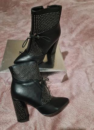 Чорні шкіряні черевики mario muzi4 фото