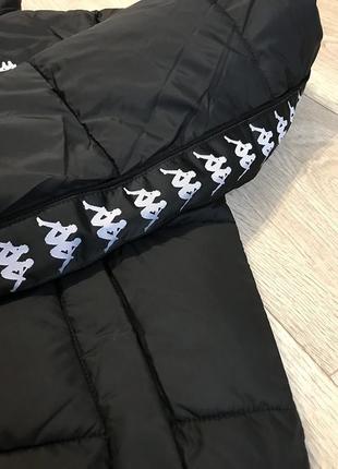Зимовий пуховик kappa з лампасами5 фото