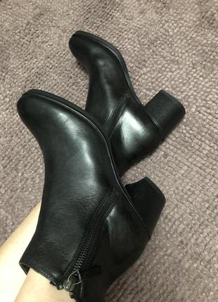 Черевики на зручному каблучку