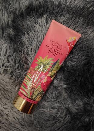 Парфюмированный лосьон крем для тела pineapple high victoria’s secret