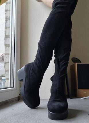 Чоботи-панчохи