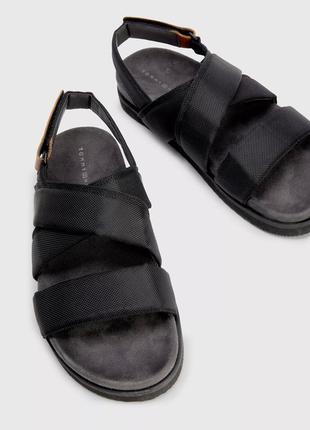 Нові сандалі tommy hilfiger (томами heel strap sandal) з америки 9us-12us4 фото
