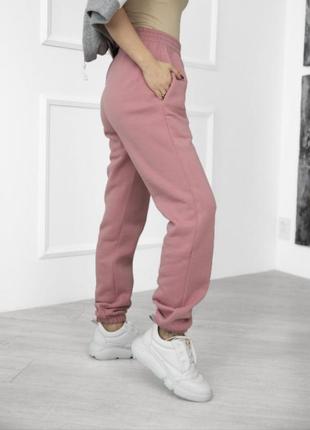 Розовые брюки-джоггеры на флисе2 фото