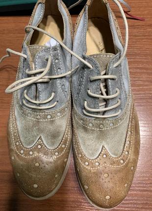 Кожаные мужские туфли новые италия