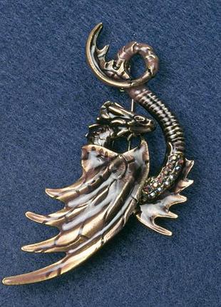 Брошь дракон эмалью "бензин" стразы