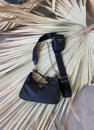 Prada Aktentasche mit dreieckigem Logo Schwarz
