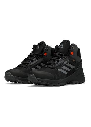 Зимові чоловічі кросівки adidas terrrex swift r gore tex fur black grey reflective