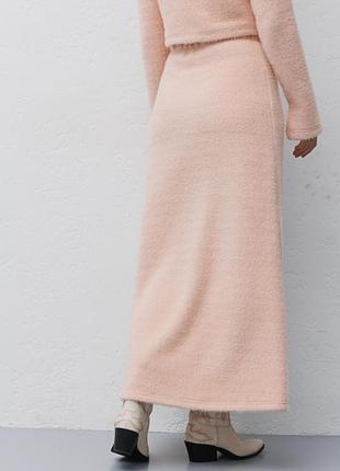 Длинная теплая юбка-трапеция персикового цвета6 фото