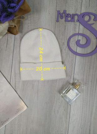 Женская вязанная шапка jolie демисезонная с отворотом белая  размер 55-587 фото