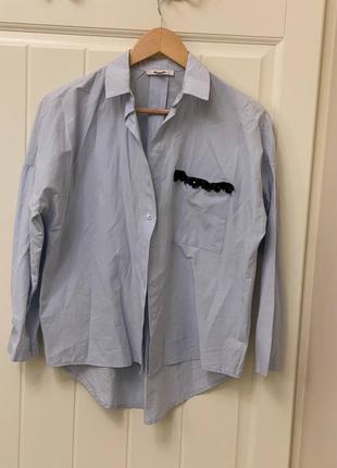 Голубая рубашка