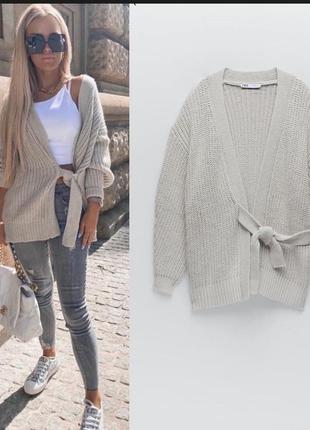 Кардиган мякий , приємний на дотик . zara