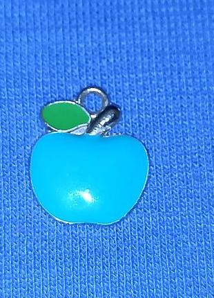 Яблоко эмаль металл кулон украшение полвеска бижутерия