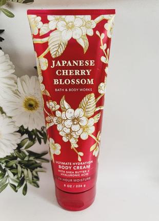 Крем для тіла japanese cherry blossom від bath and body works