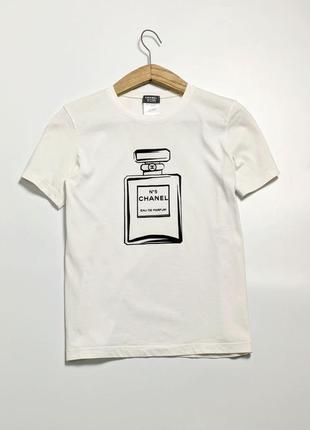 Chanel, футболка