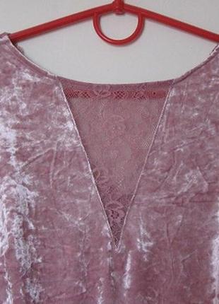 Вечірнє плаття з рожевого м'ятого стрейч-велюру з мереживом h2 фото