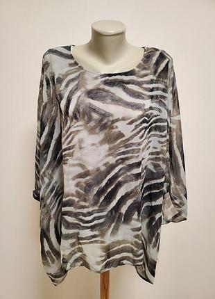 Красивая брендовая блузка свободного фасона батал