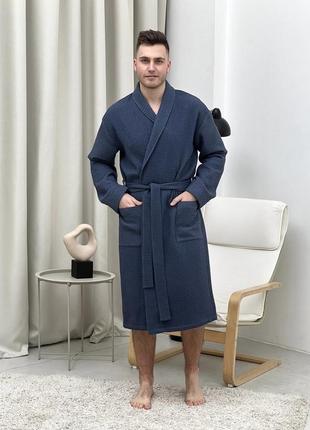 Подарунковий набір для чоловіків халат сапфір шаль+рушник синій4 фото
