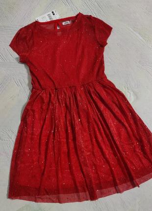 Нарядна червона сукня з блискітками4 фото