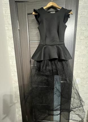 Черное платье с фатиновой юбкой2 фото