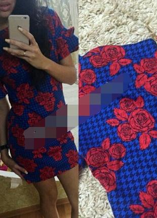 Платье короткое в цветы2 фото