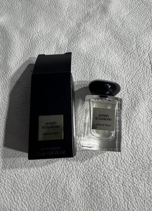 Armani prive jasmin kusamono 7,5 ml

в об'ємі 7,5 мл2 фото