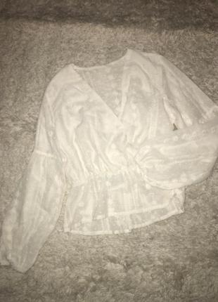 Блуза молочного цвета1 фото