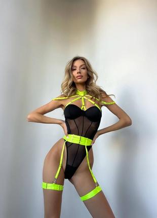 Сексуальна нижня білизна. еротичний комплект спідньої білизни