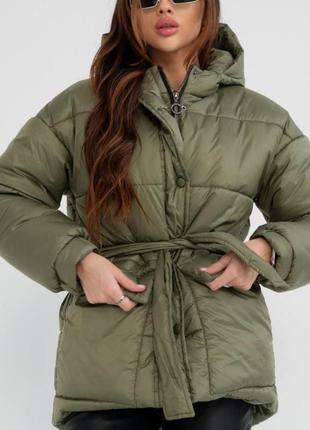 Жіночий пуховик