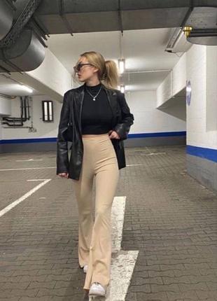 Стильные трендовые лосины клеш в рубчик на флисе теплые