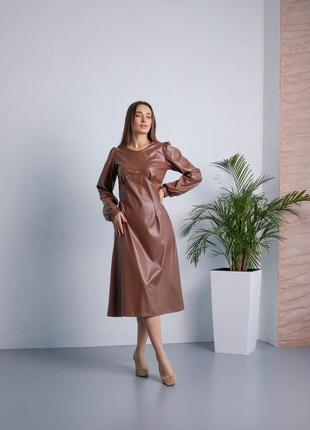Жіноча стильна сукня із еко-шкіри (4 кольори)4 фото