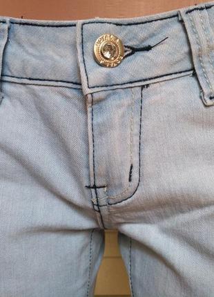 Тонкие стрейчевые джинсы3 фото